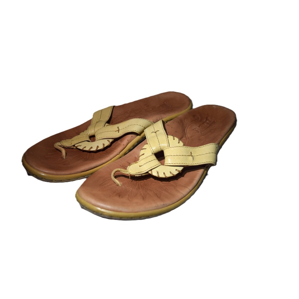 Born Mai Sandals Womens 7 Yellow Leather Thong Flip Flop Good Whipstitch W21065
